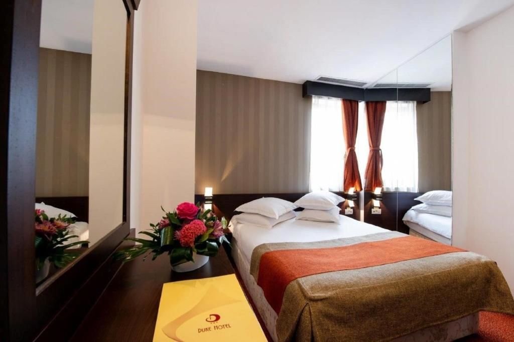 Отель Hotel Duke Armeneasca - Ex Tempo Бухарест-56